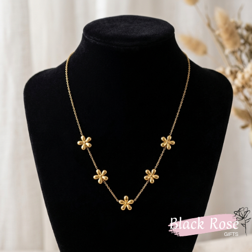 Colar com Design Floral